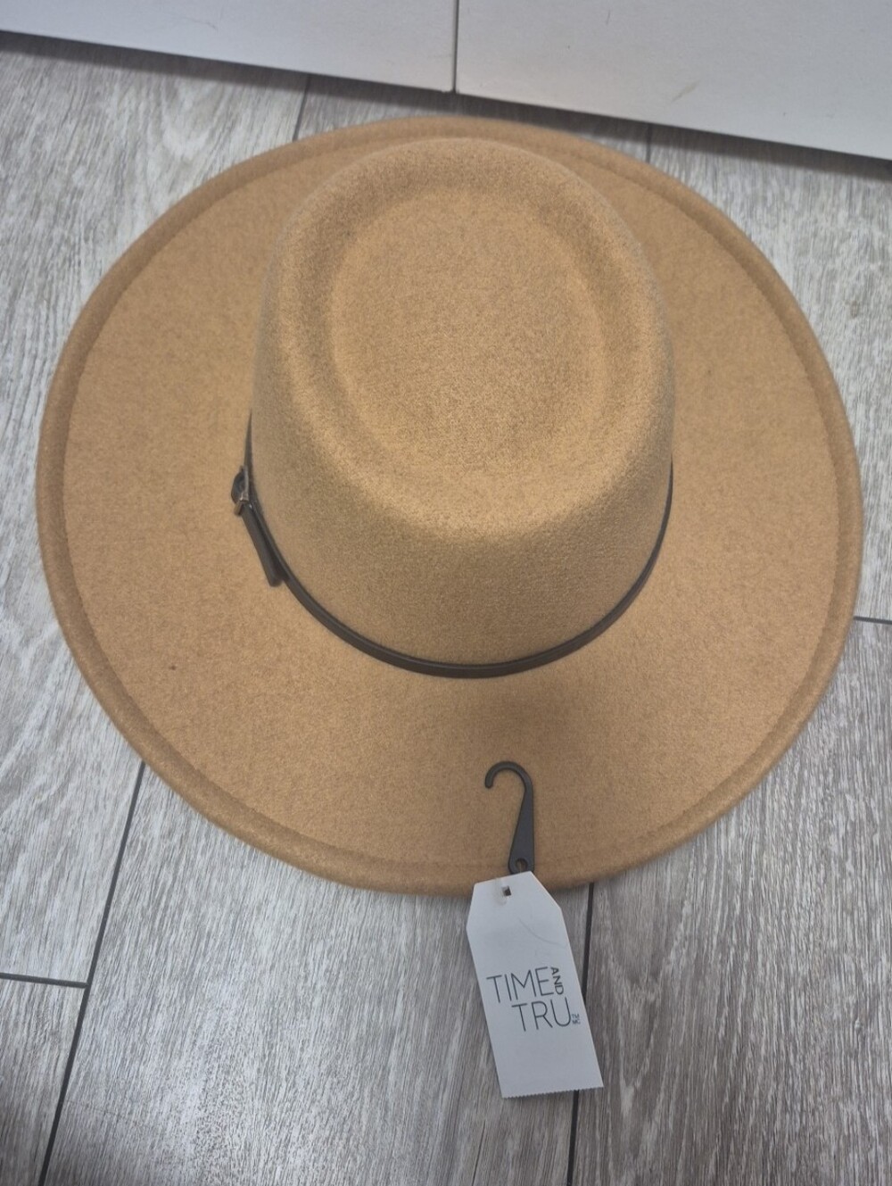 Time and Tru Women's Tan Color 15 Inch Wide-Brim Wool-Blend Hat with Dark Band